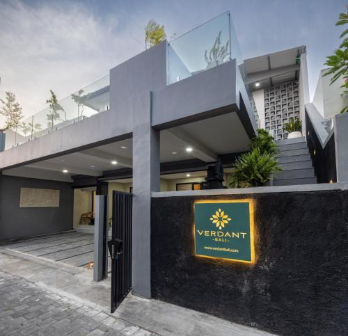 Denpasar Timur Hotel | Verdant Bali Sekar Sari