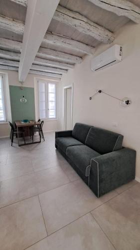 Como City Centre Apartment | VerdeLago