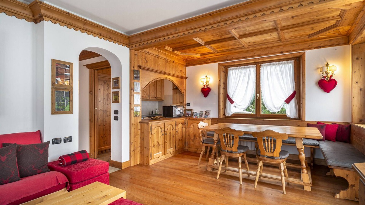 Cortina d'Ampezzo Apartment | Verocai Cozy Chalet