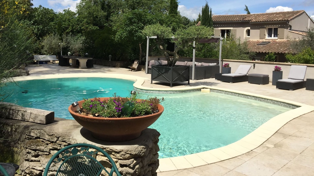 Mas-Blanc-des-Alpilles House | Very beautiful villa at the foot of the Alpilles next to St Rémy de Provence
