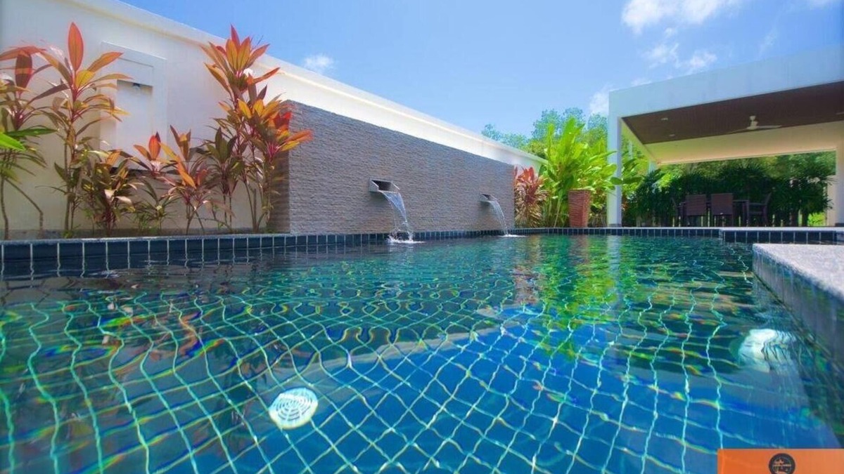Rawai Villa | Very Beautiful Modern Villa PRIVATE POOL, 3 Bdr, 3 Bath Close to the Beaches.