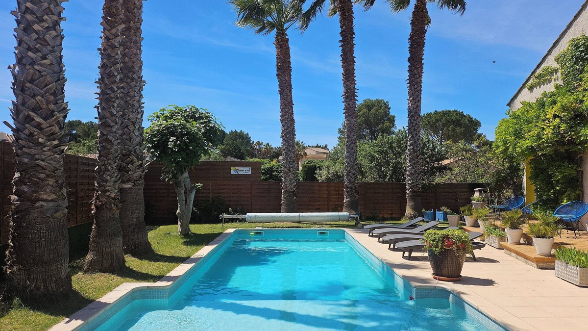 Lespignan House | Very beautiful spacious, comfortable and neat villa