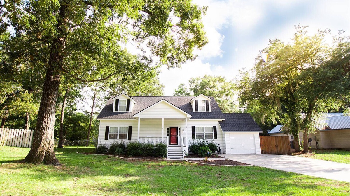 Beaufort House | Very comfortable and spacious home for the whole family! Near Parris Island