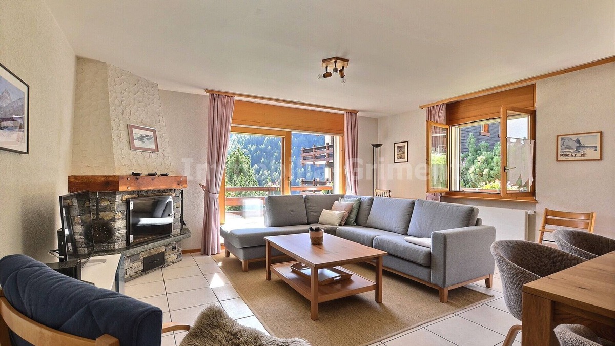 Grimentz Apartment | Very comfortable flat for 5 people, living room with fireplace, kitchen area with dishwasher, 1 2-be