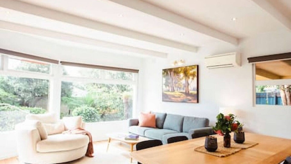 Belmont House | Very Cool Mid Century, Pet Friendly Urban Oasis