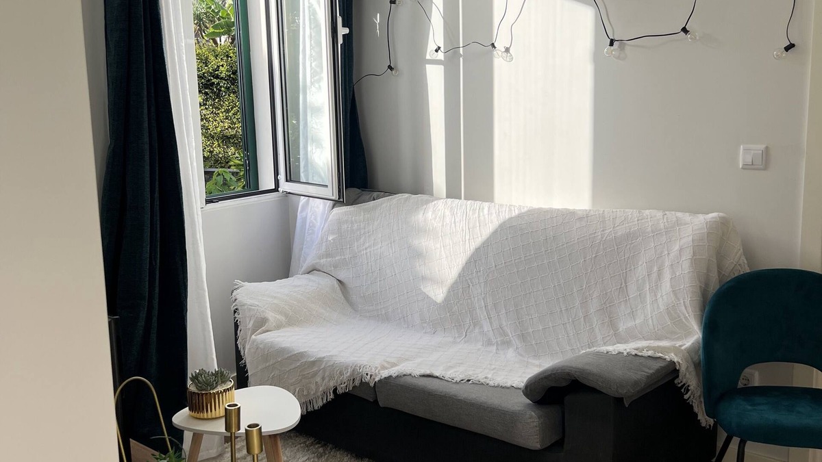 Santa Luzia Apartment | Very cozy, sunny 1 bedroom apartment. Located 5 minutes walk from the center