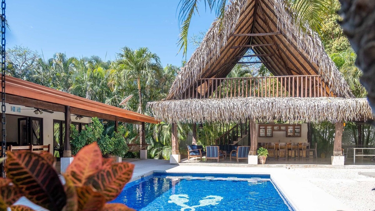 Playa Guiones House | Very Desirable K Section House - 2 Minute Walk to Best Surf Break in Guiones !