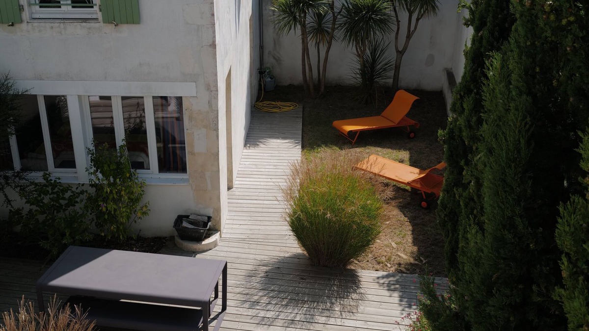 Le Bois-Plage-en-Re House | Very nice 4* listed Rhétaise house with garden and garage, quiet, right in the center,