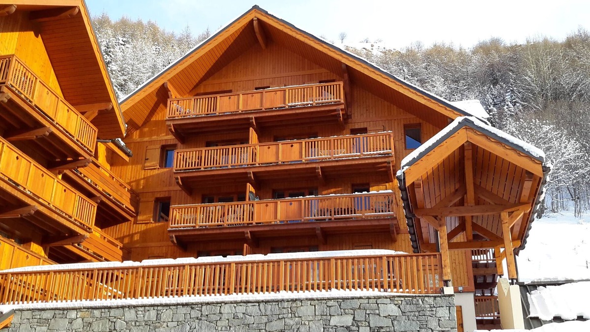 Valloire Apartment | VERY NICE THREE ROOMS IN A VERY NICE FAMILY STATION