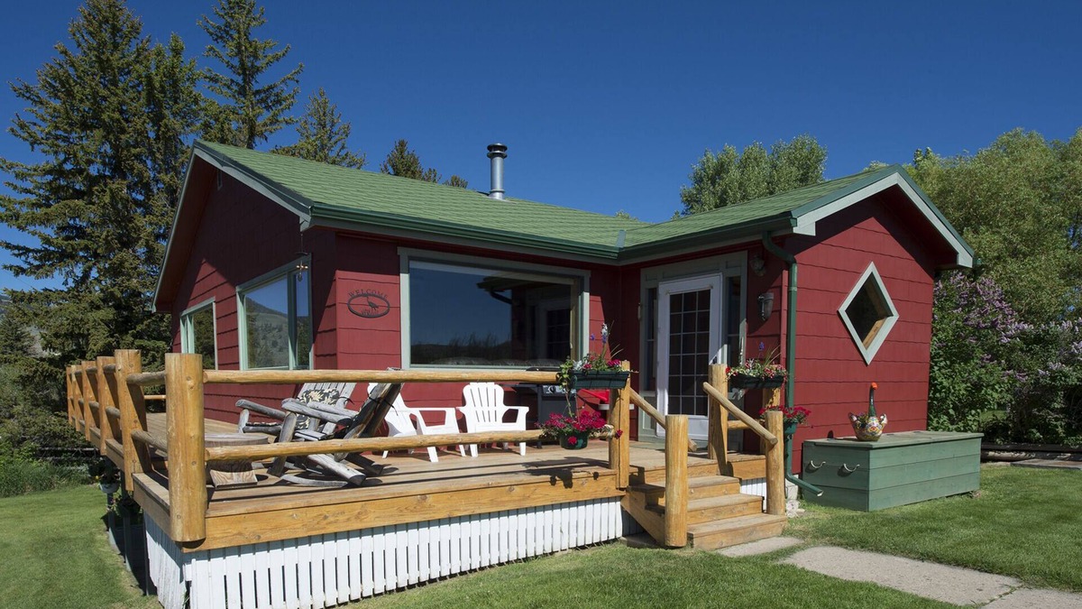 Dubois Other | Very private riverfront retreat!