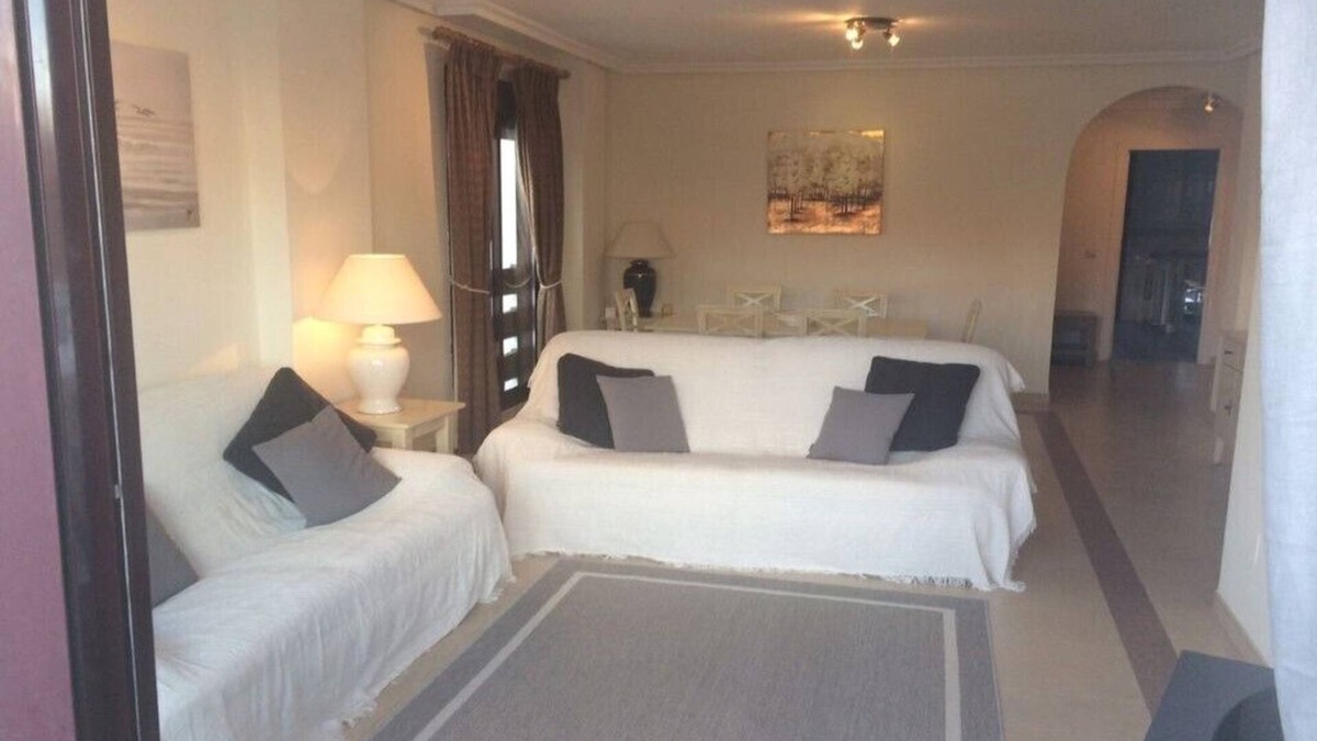 Nueva Andalucia Apartment | Very Spacious 2 Bedroom Apartment in a Complex with 3 pools