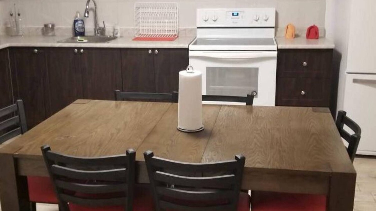 Pont-Viau Apartment | Very warm and quiet ready to welcome you anytime have you arround will always b
