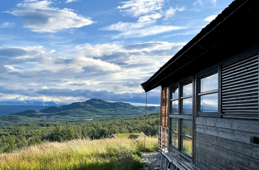 Al House | Veslestølen - Ålhytte with amazing view, 1000 meter
