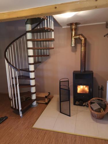 Brezice Apartment | Vetrovi šumijo II
