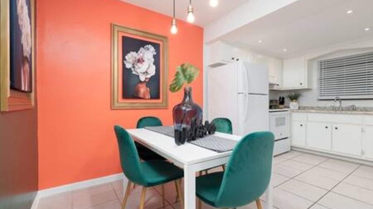 Lauderdale-by-the-Sea Apartment | Vibrant Beachside Retreat | Prime Location!