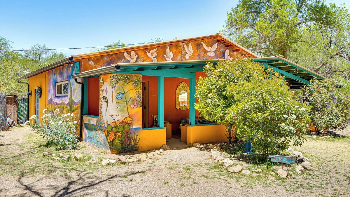 Patagonia Apartment | Vibrant 'Casa Paloma' w/Patio - Near Vineyards!