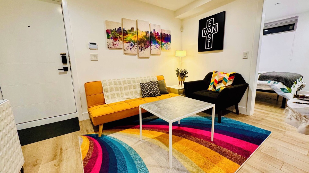 Hastings House | Vibrant East Van, easy access to downtown, mountains, shops and restaurants.