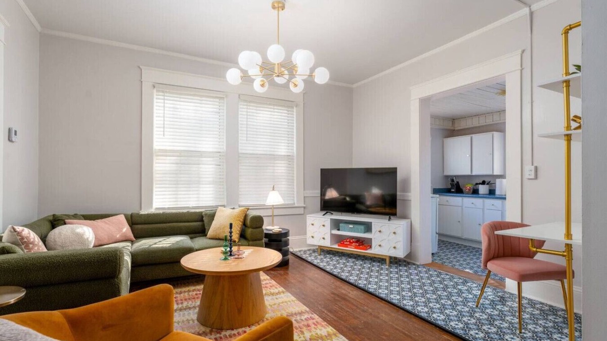 Westerwood Apartment | Vibrant & Upscale 1BR/1BA