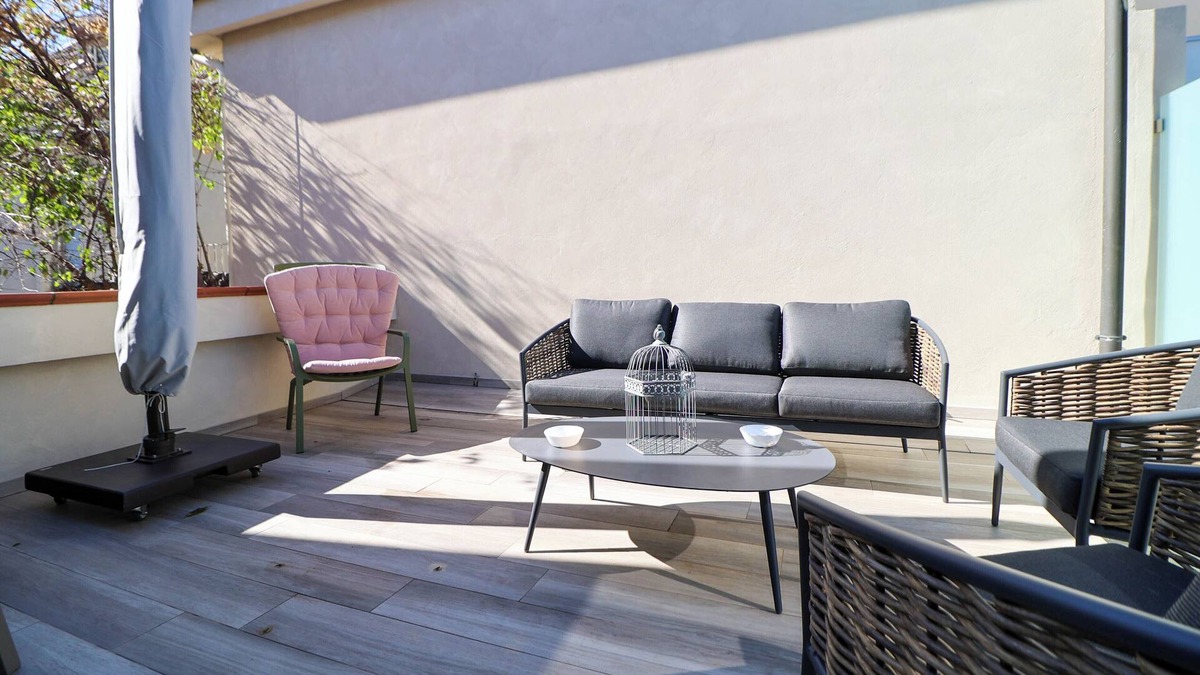 Desenzano del Garda City Centre Apartment | Vicolo dei Signori - Three Bedroom Apartment, Sleeps 5