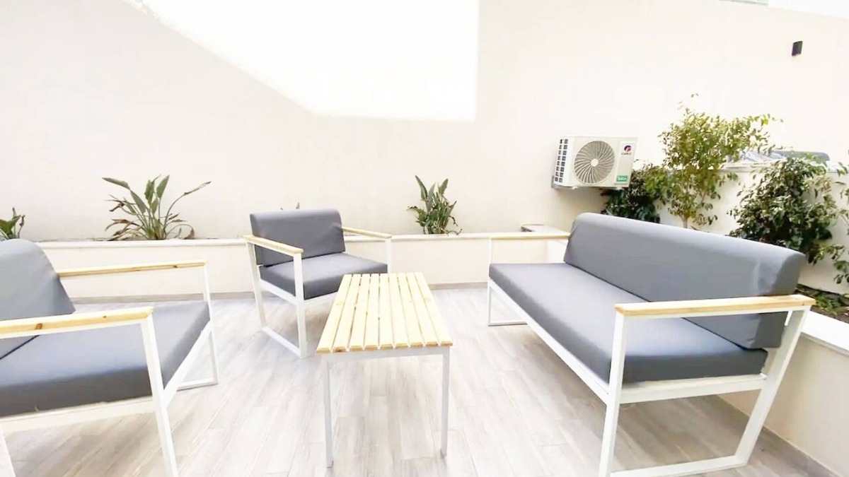 La Marsa Apartment | Victor Hugo