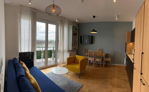 Ujlak Apartment | Victor's Danube View Residence