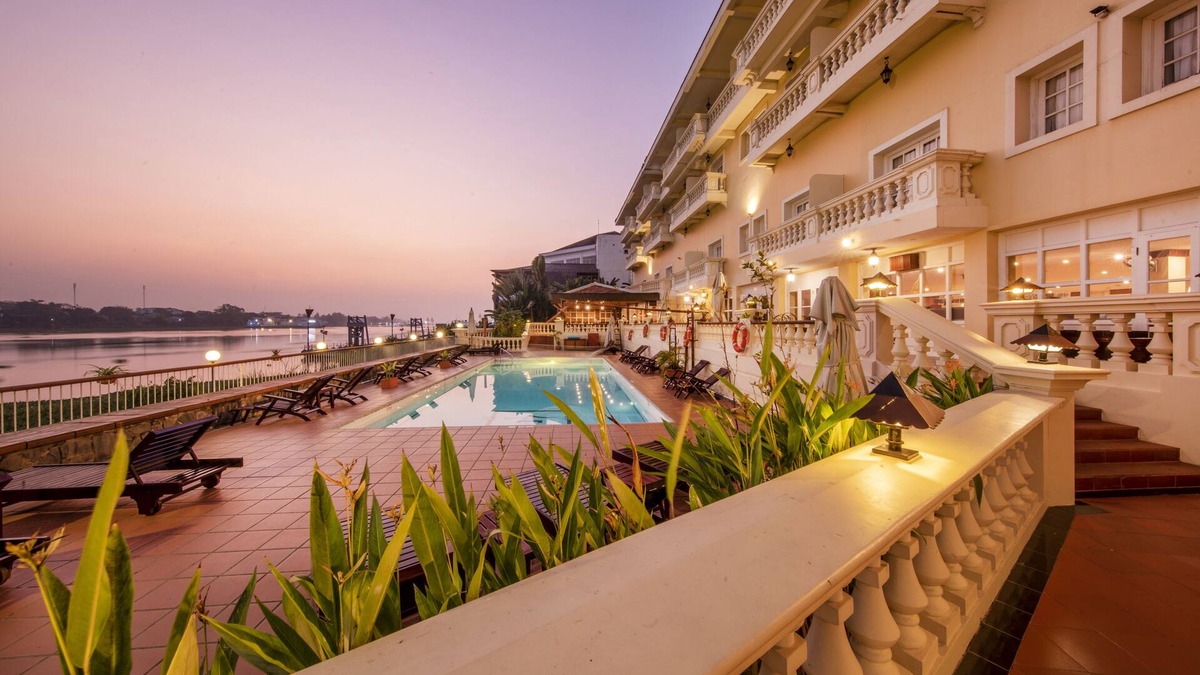 Chau Thoi Hotel | Victoria Chau Doc Hotel