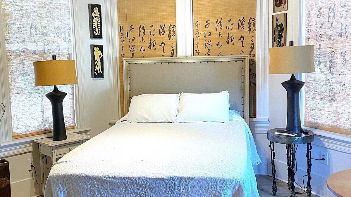 Central Business District Apartment | VICTORIA HOUSE DOWNTOWN1br Apt