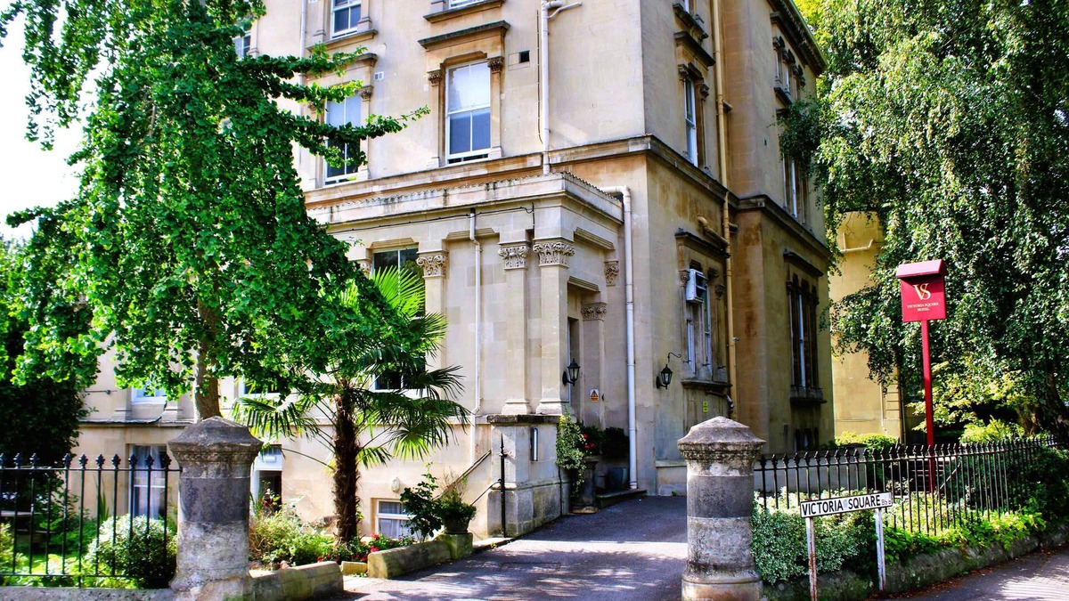 Clifton Hotel | Victoria Square Hotel