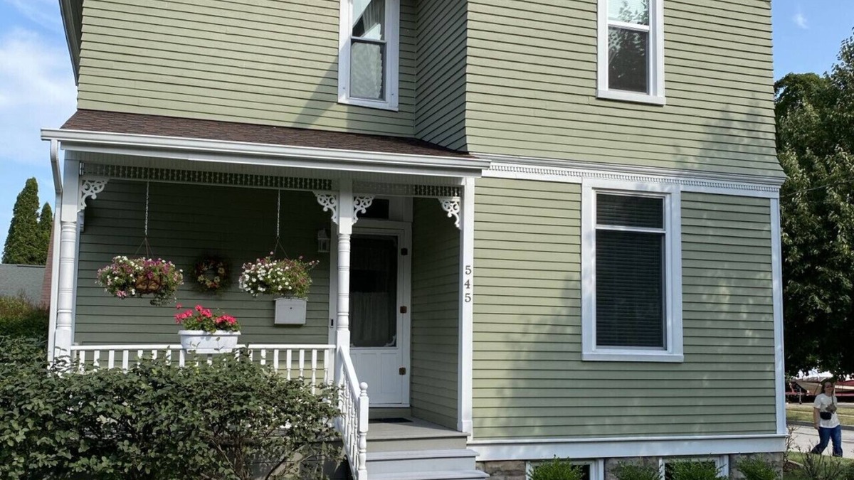 Manistee House | Victorian Haven in Manistee 1 Mile to Lake Michigan