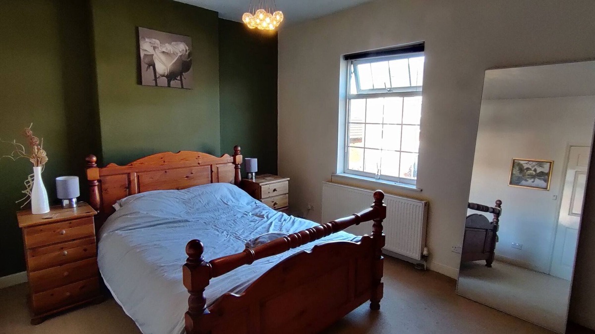Newton-le-Willows House | Victorian Semi Detached House Behind the Highstreet