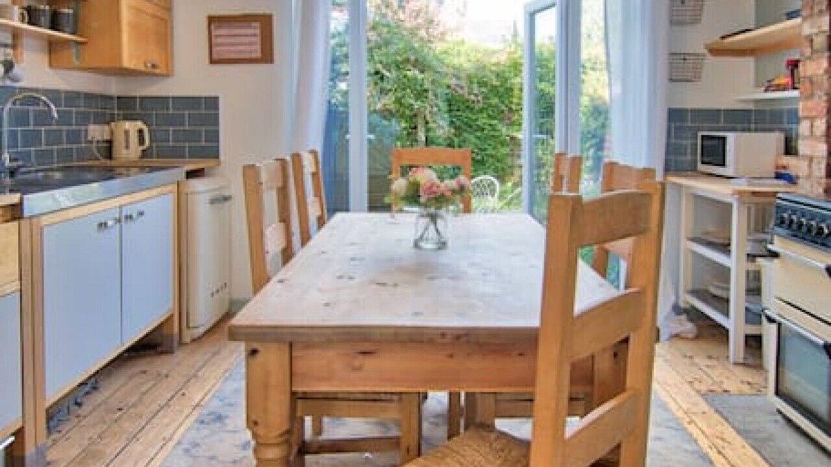 Liverpool House | Victorian Villa close to Liverpool City Centre