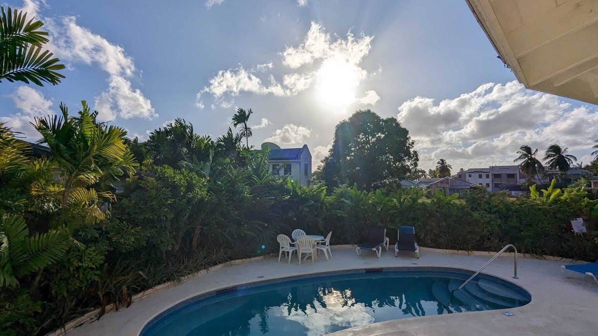 Halcyon Heights Condo | Vida Mejor West Pool, Private pool, 2 bedroom townhouse in Holetown
