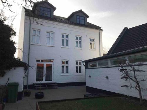 Esbjerg Villa | Vidunderligt byhus, 180m2 i hjertet af Esbjerg.