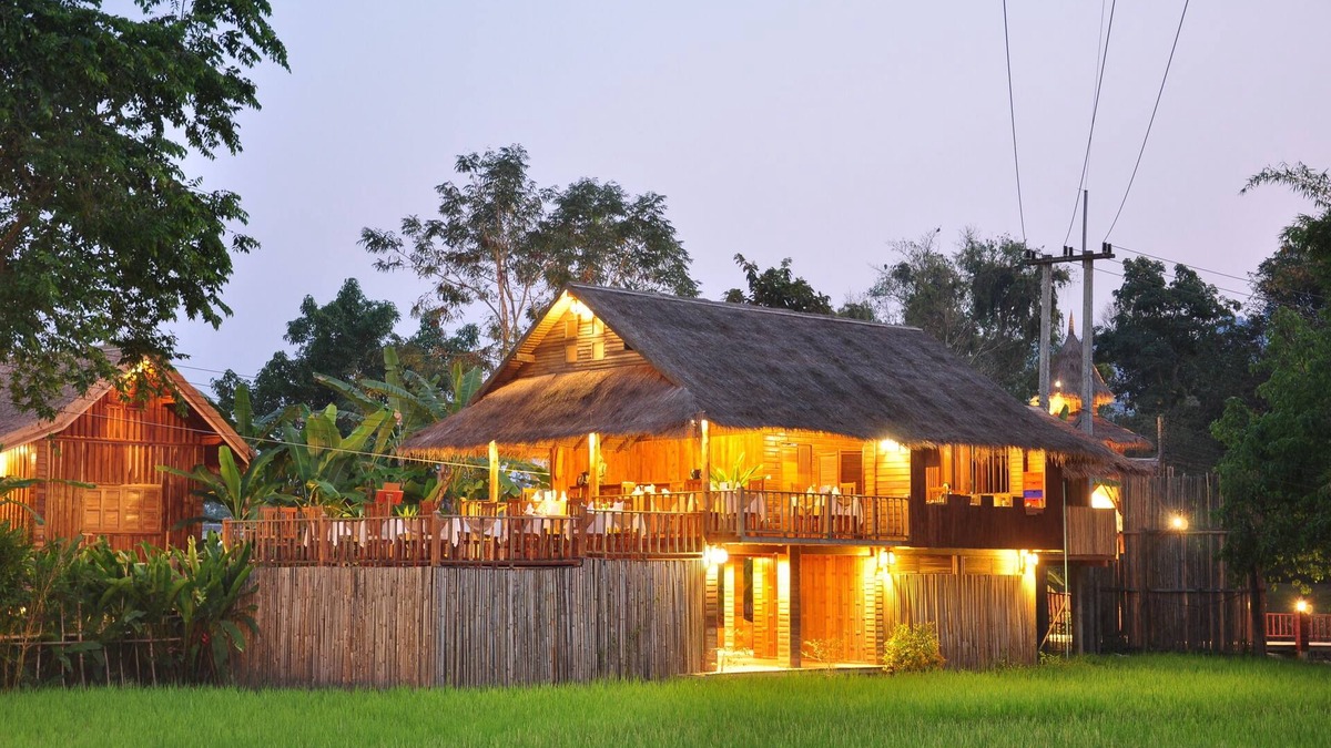 Vang Vieng Hotel | ViengTara VangVieng Resort