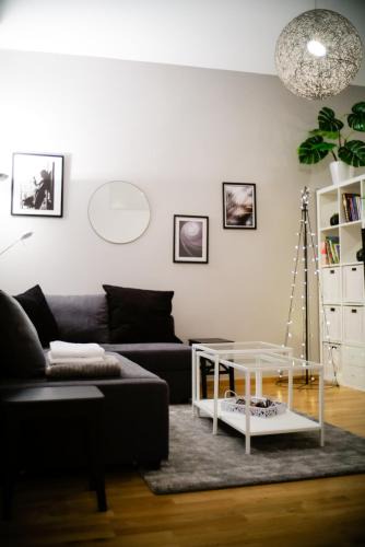 Favoriten Apartment | Vienna Cozy Hub - Family - Metro Access - 10min City-Centre