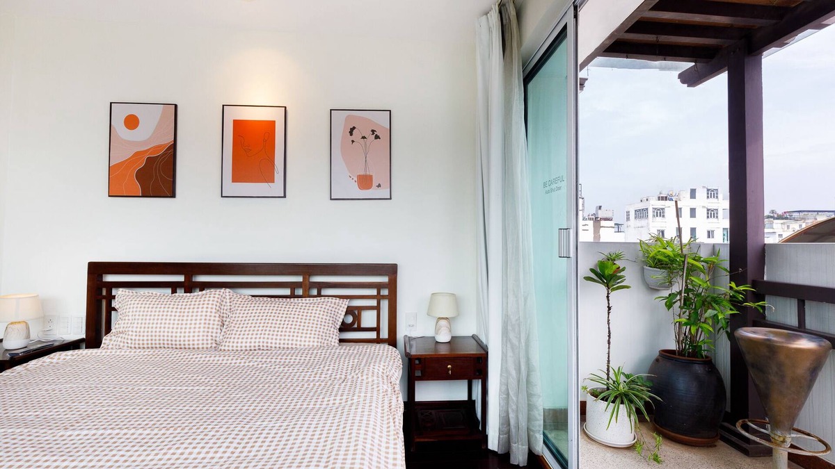 Old Quarter Apartment | VietHOME - Rooftop Lake view