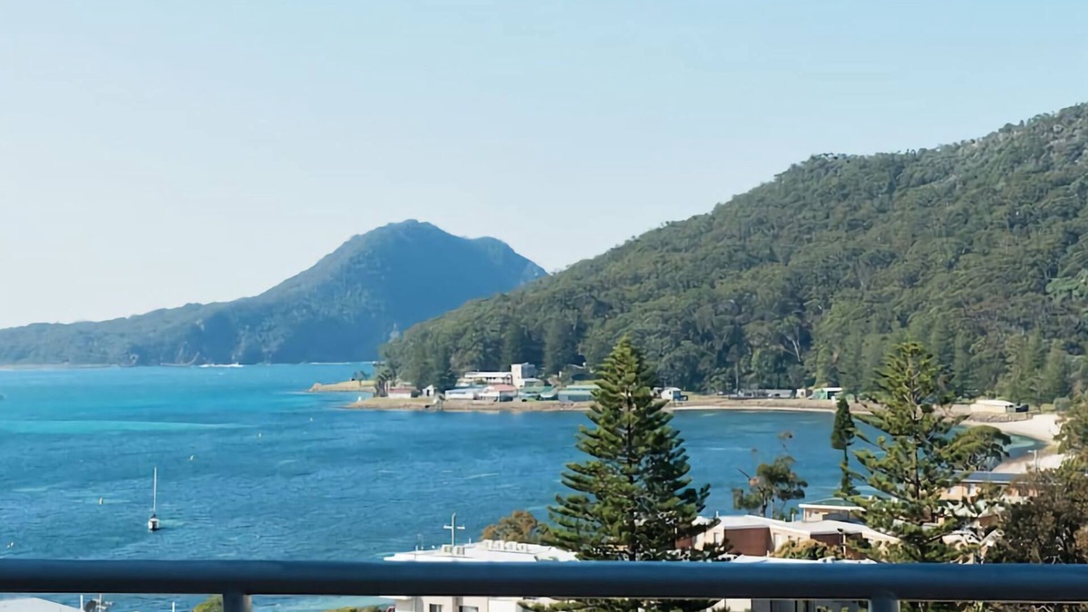 Shoal Bay Apartment | Views More Views Sub Penthouse at The Breakwater in Shoal Bay