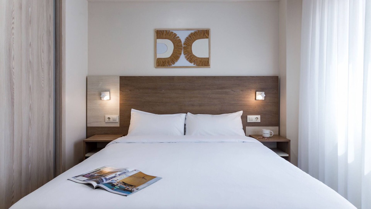 Santiago de Vigo Apartment | Vigo Bay Apartments by Olala Homes