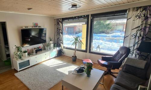 Lohja Apartment | Viihtyisä ja kodikas omakotitalo isolla pihalla