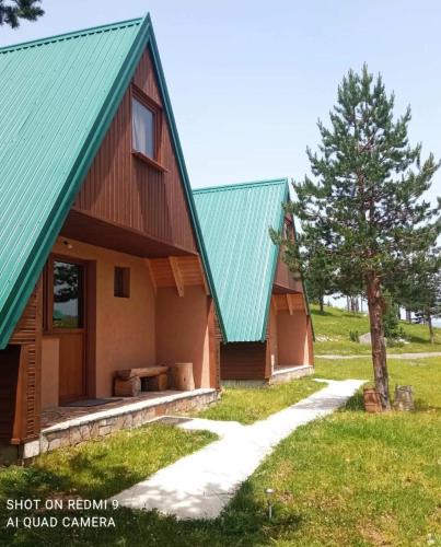 Njegovuđa Ski Chalet | Vikendice SMOLOVIC