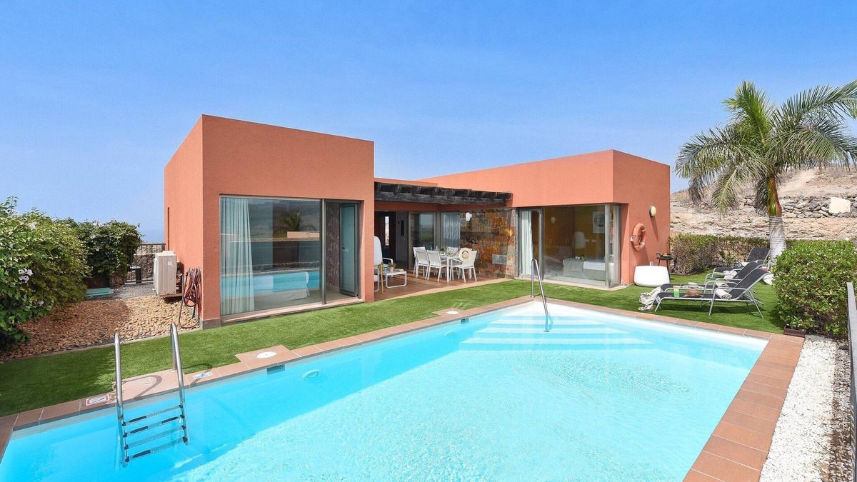 Salobre Villa | Villa Salobre Golf Deluxe | Luxury Retreat in Gran Canaria | Private Outdoor.