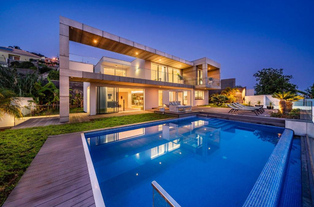 Sao Goncalo Villa | Vila Lazareto by An Island Apart