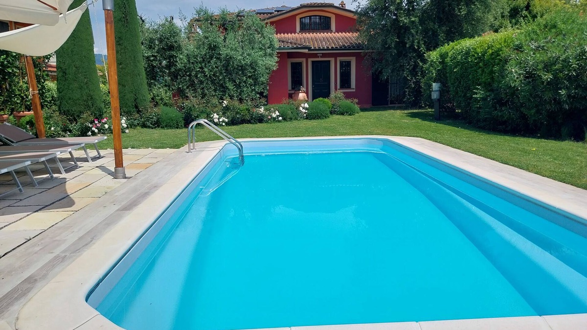 Porcari Villa | Vila Madi.