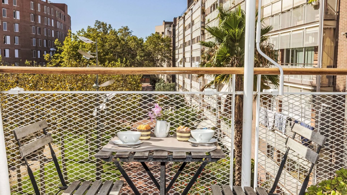 Poblenou Apartment | Vila Olimpica Sant Marti by Interhome
