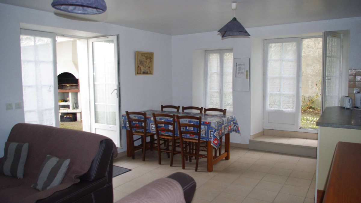 Saint-Clement-des-Baleines House | Village House - The Gillieux - Close to Beach of La Concha