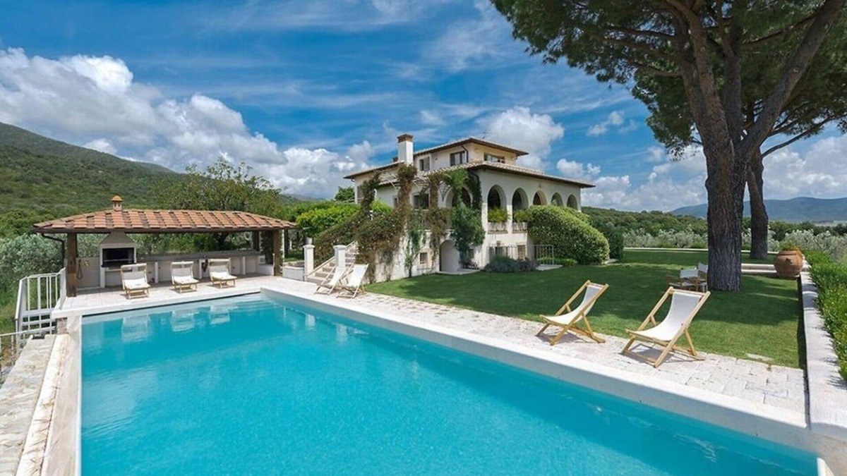Castiglione della Pescaia Villa | Villa Pescaia 14, with private swimming pool and stunning sea view, located near the town of Cas...