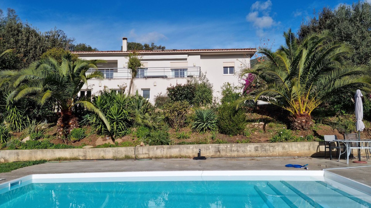 Appietto Villa | Villa à la Campagne Proche de la mer et D'ajaccio