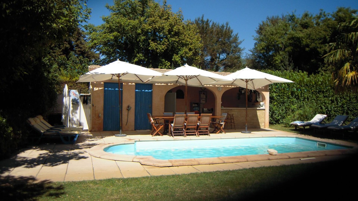 Mondragon Villa | Villa 10/12 pers private pool 8x4 and fully equipped Pool House