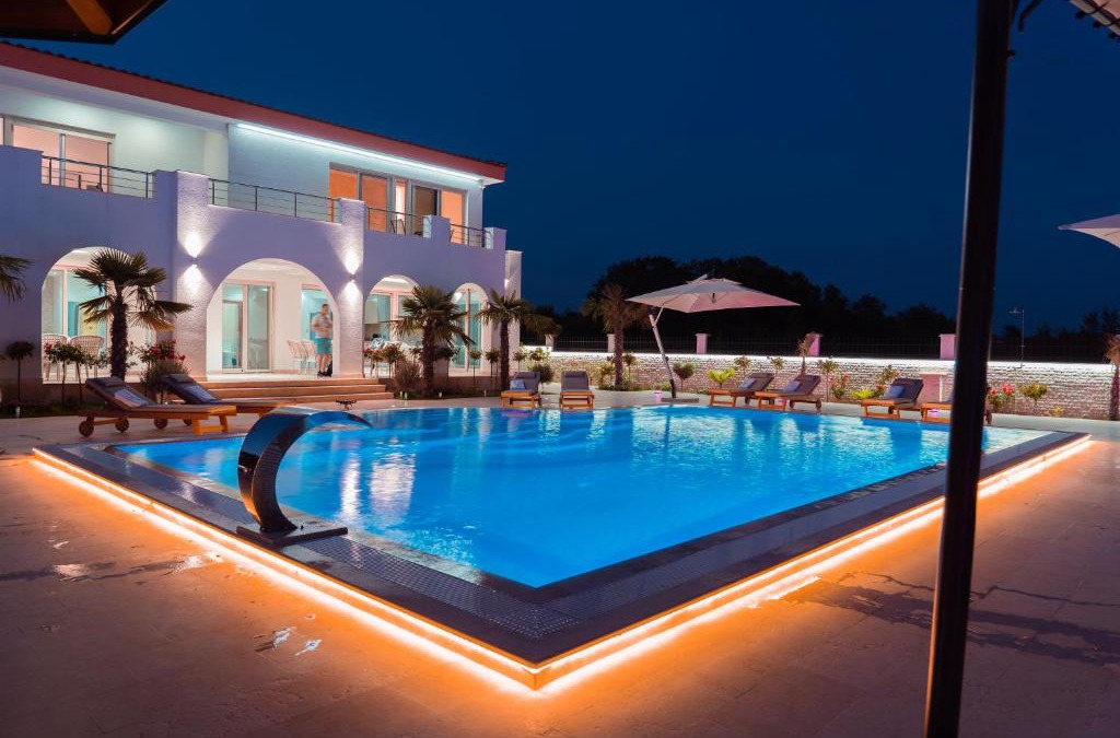 Bregvija Villa | Villa 100 Palme
