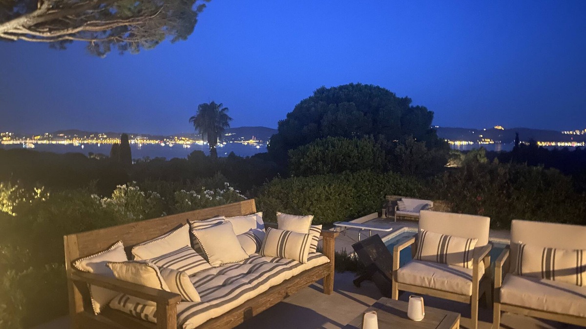 Sainte-Maxime - Saint-Tropez House | VILLA 14 PERSONNES AVEC MAGNIFIQUE VUE SUR SAINT TROPEZ